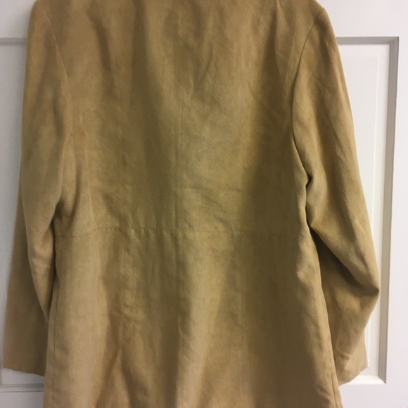 Gorgeous lightweight faux suede jacket - Picture 3 of 3